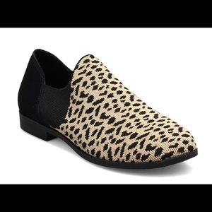 Sketchers Modern Comfort Cheetah Slip-On